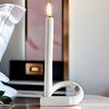 Decoratiune lumanare torsion DacEnergy©, realizata din plastic, design rasucit, inedit, cu efect de flacara generat de LED-ul alb cald, 2.2 x 41 cm, alimentare cablu USB-poza 4-Dacenergy.ro