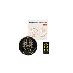 Panou LED tip emoticon zambaret , programabil, cu afisaje personalizabile controlate din telecomanda 12 gesturi Cod: FS-1804-Dacenergy.ro
