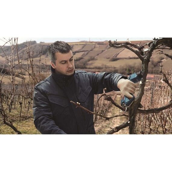 Foarfeca de gradina Bosch Pro Pruner​​​​​​​, pentru crengi si vie, lama otel, cu 2 acumulatori 3 Ah si incarcator, 30.2 x 5.5 x 9.9 cm-poza 2-Dacenergy.ro