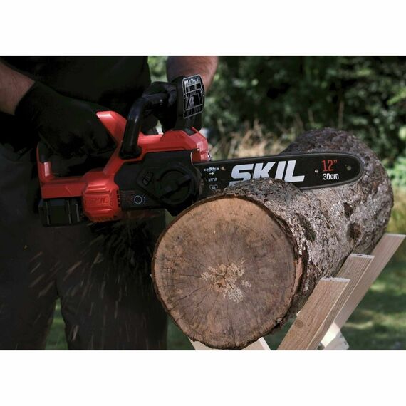 ​Fierastrau electric cu lant, motor fara perii, lama lunga de 30 cm, capacitate rezervor ulei 170 ml, viteza maxima de lucru 7.9 m/s, fara acumulator, 20 V, 2.7 kg-poza 5-Dacenergy.ro