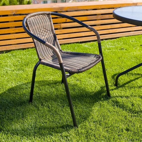 ​Scaun de gradina DacEnergy©, confectionat din metal, sezutul si spatarul din rachita sintetica, stivuibil, practic, 53 x 63 x 72 cm, maro si negru, Continut pachet	: 1 x Scaun, Latime: 63 cm, Culoare: Maro, Negru-poza 5-Dacenergy.ro