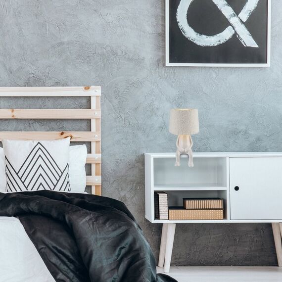 ​Veioza de masa, design jucaus, abajur textil pufos, corp din ceramica, un bec cu soclu E14, 40 W, 280 x 150 mm, crem-poza 2-Dacenergy.ro